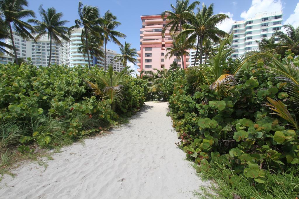 Beachfront Suites Miami Beach Exterior photo